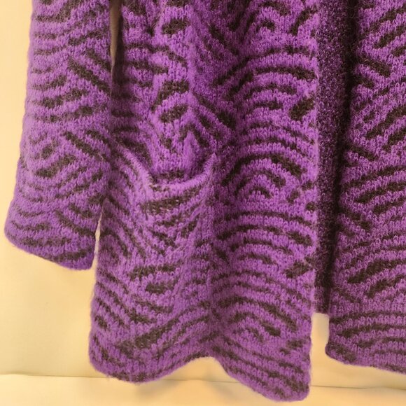 Vintage Via Frascatti Snap Cardigan Purple Fan Shell Pattern Size 36 - Picture 2 of 11